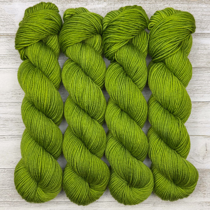 Fosbury Worsted - De-Vine Green